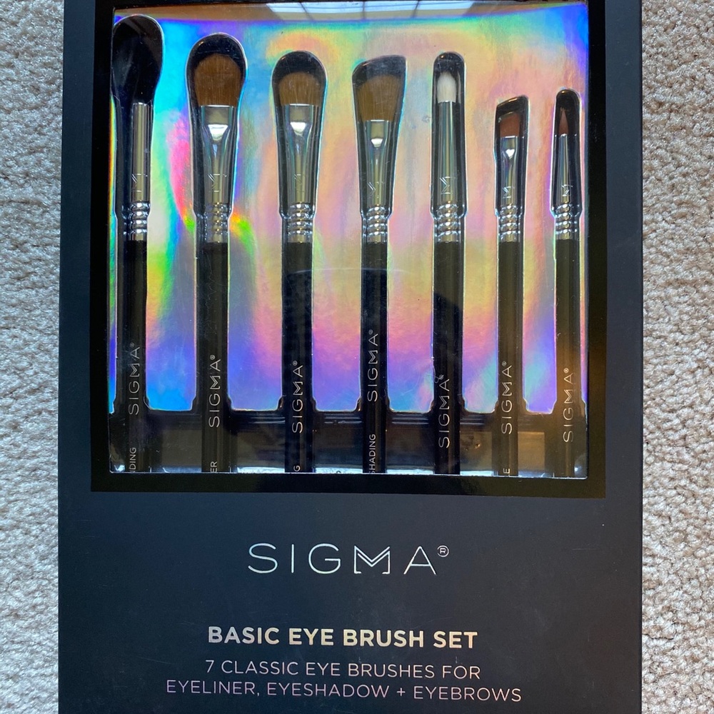 Sigma brushes *brand new*